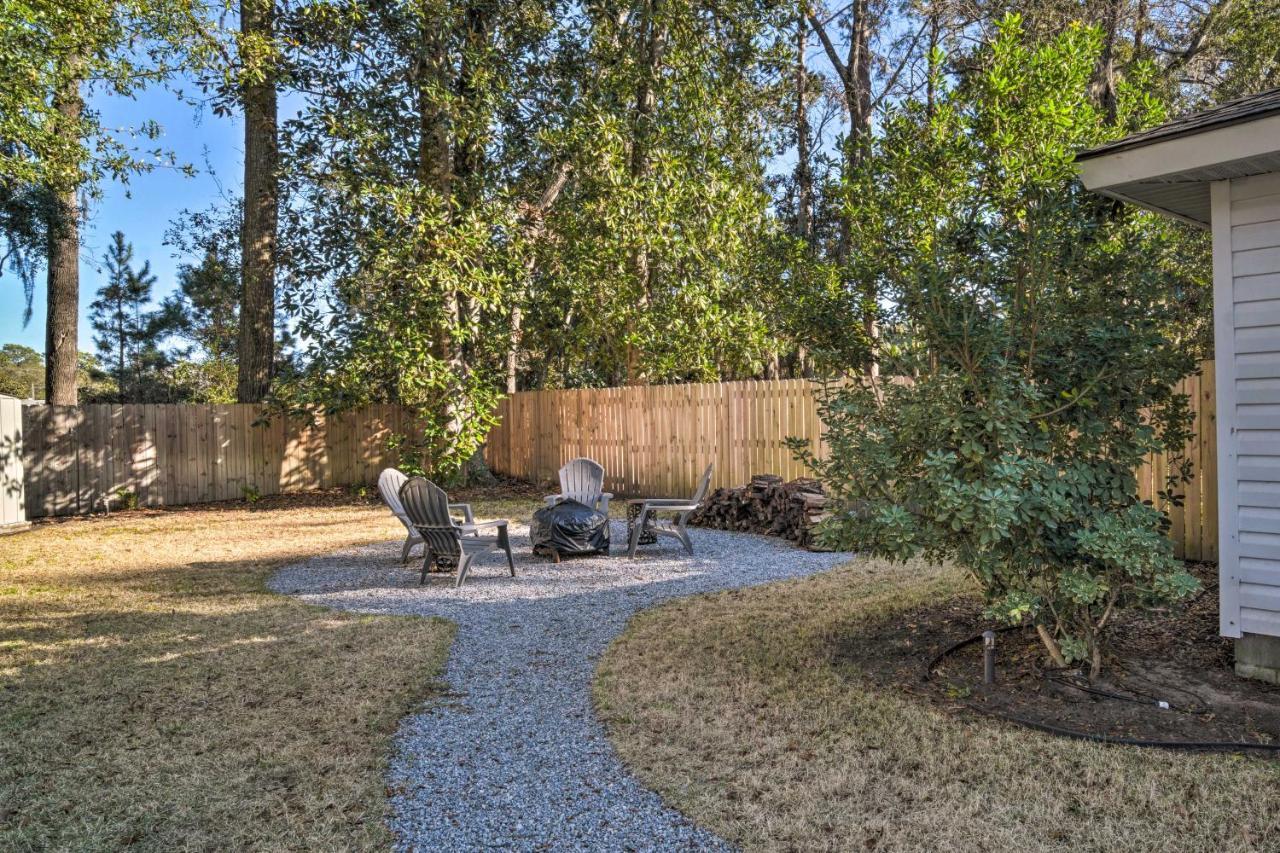 Charming Port Royal Home With Fire Pit And Yard! Exterior photo